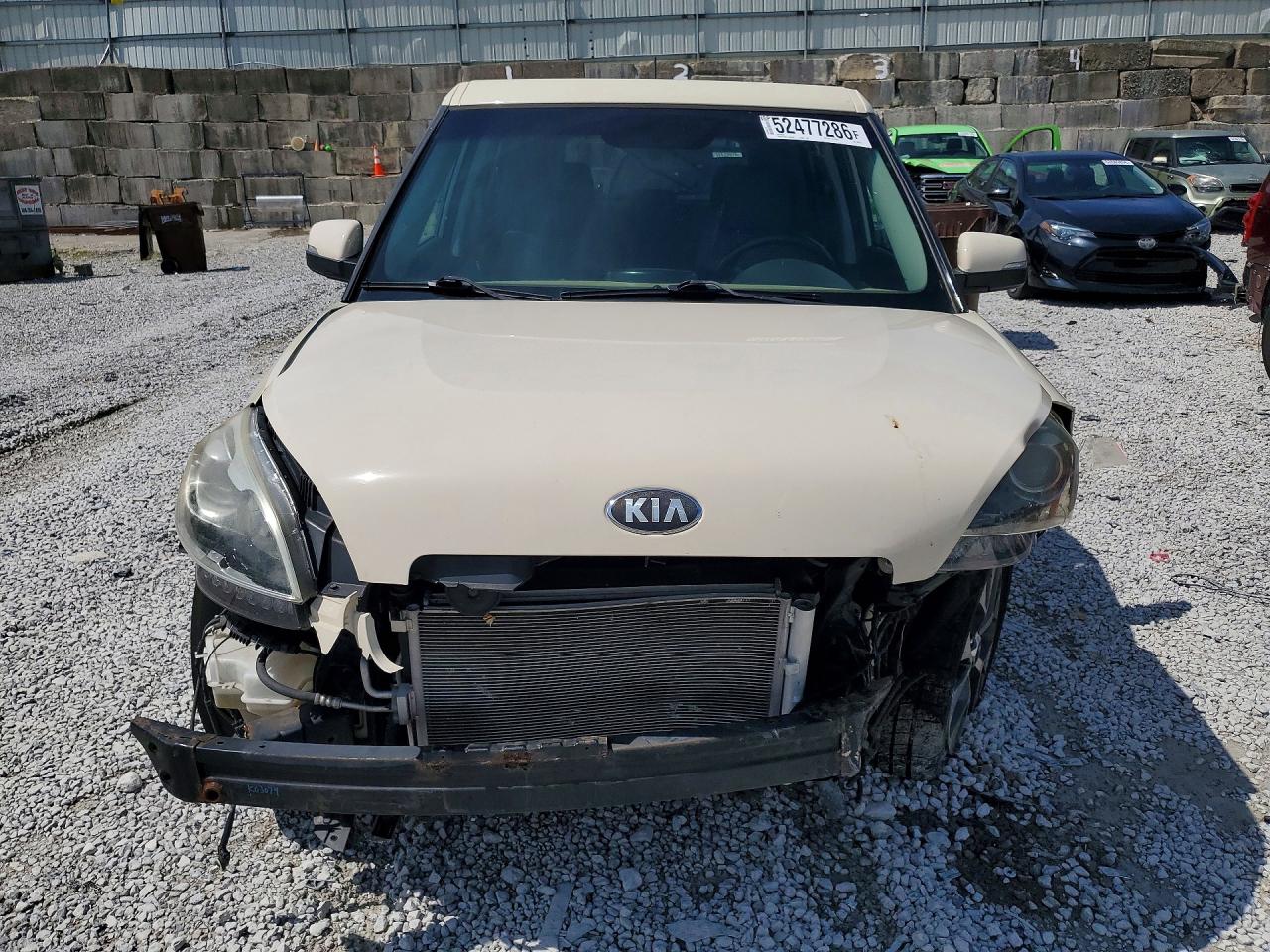 2013 KIA SOUL TURBO photo 13