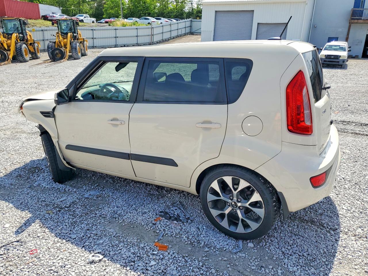 2013 KIA SOUL TURBO photo 4