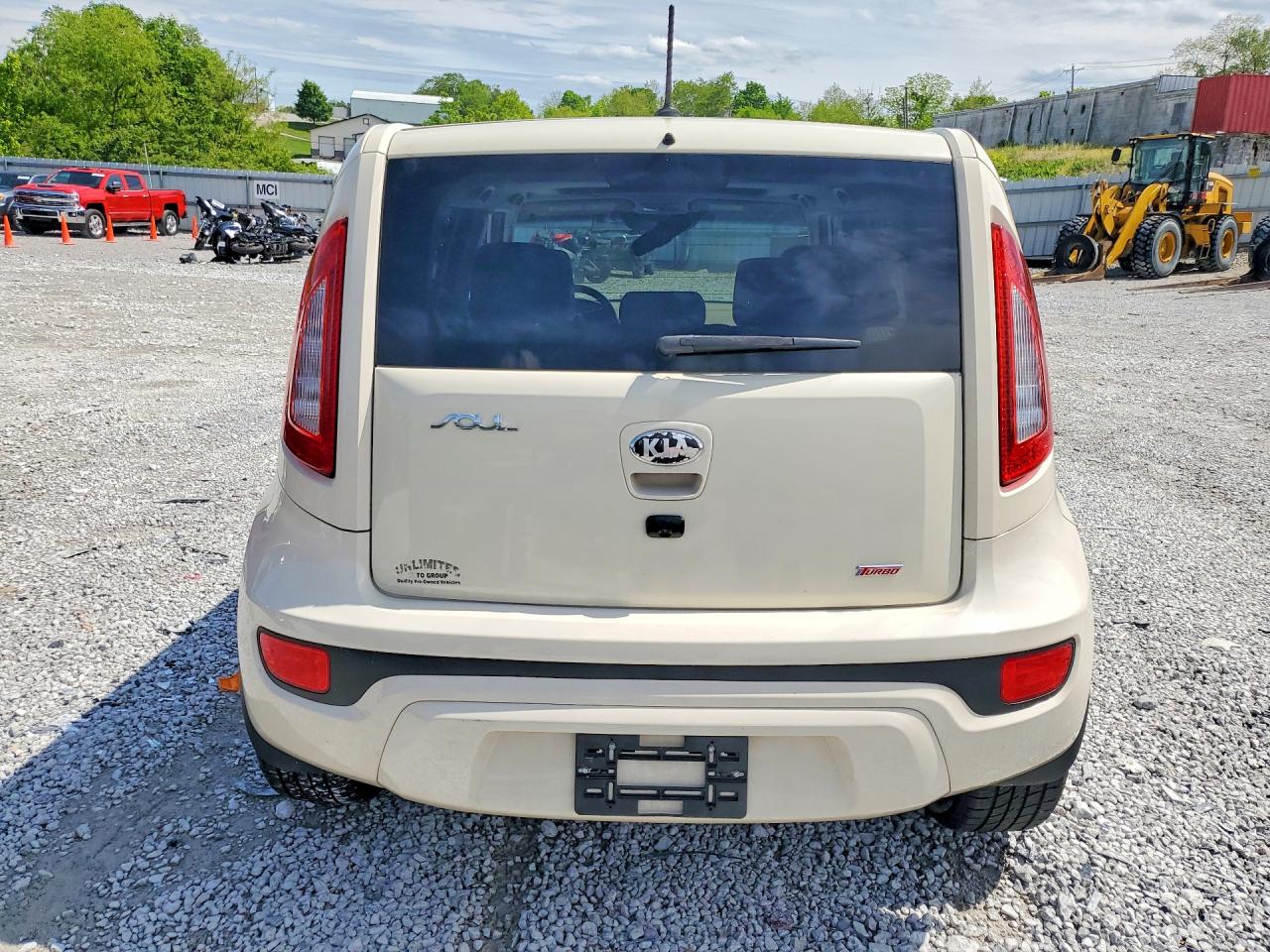 2013 KIA SOUL TURBO photo 16