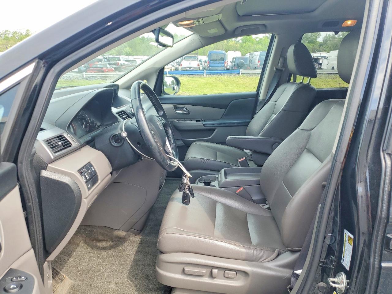 2014 HONDA ODYSSEY EXL photo 13