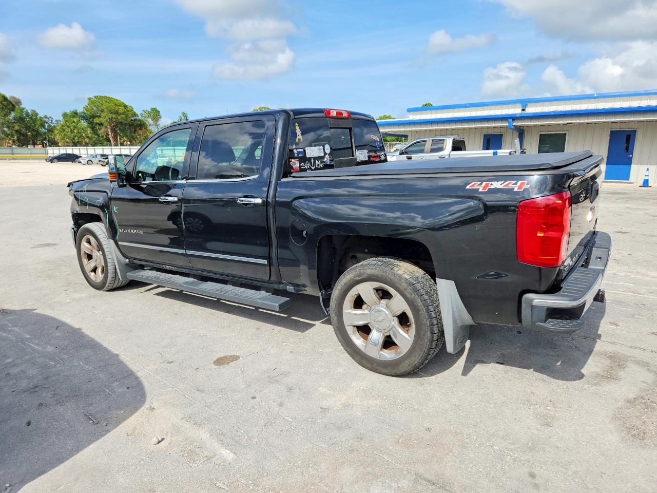 2017 CHEVROLET SILVERADO K1500 LTZ photo 3
