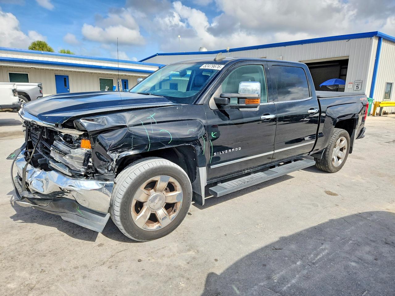 2017 CHEVROLET SILVERADO