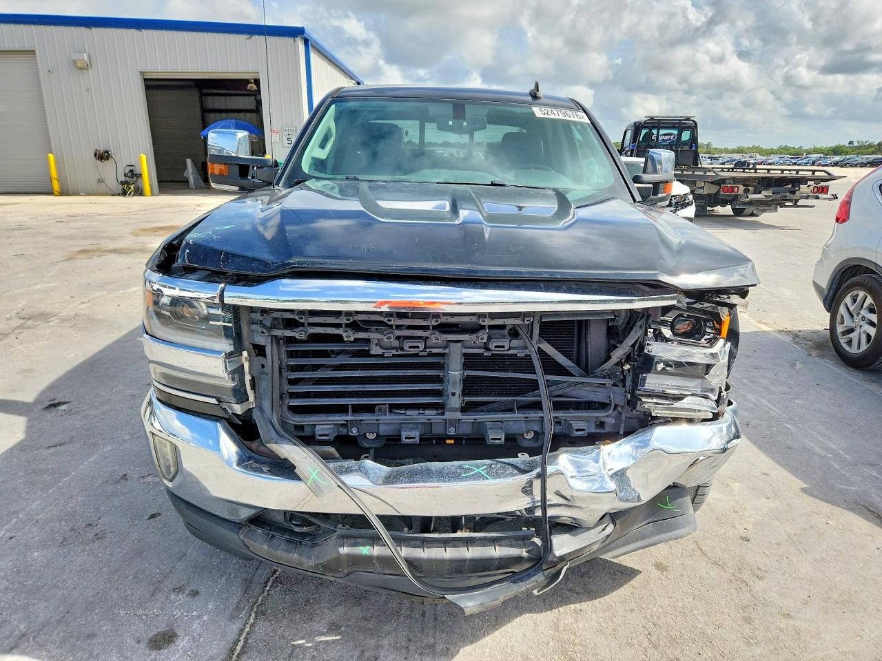 2017 CHEVROLET SILVERADO K1500 LTZ photo 9