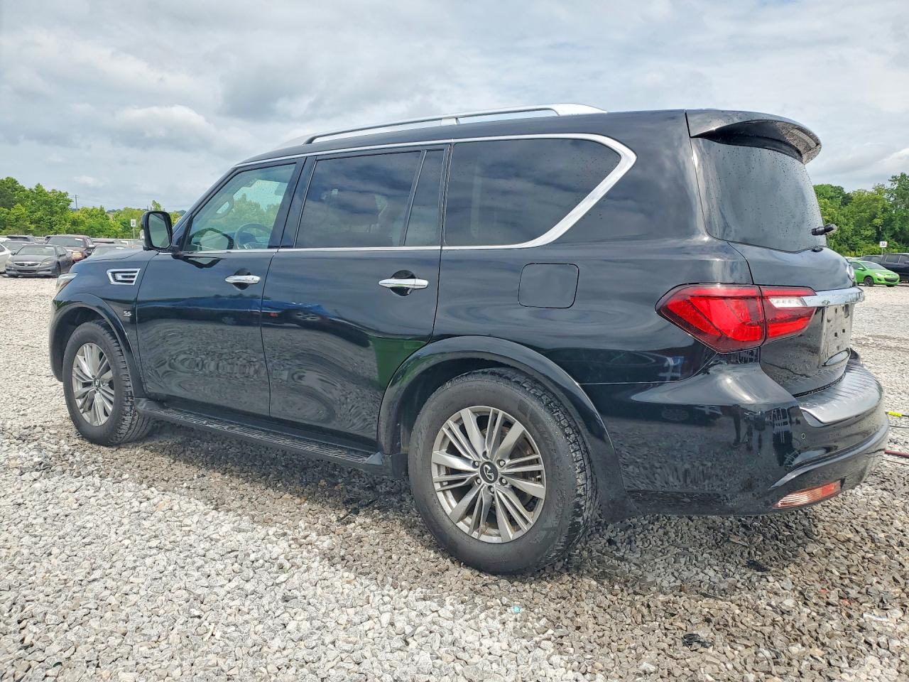 2019 INFINITI QX80 LUXE photo 3