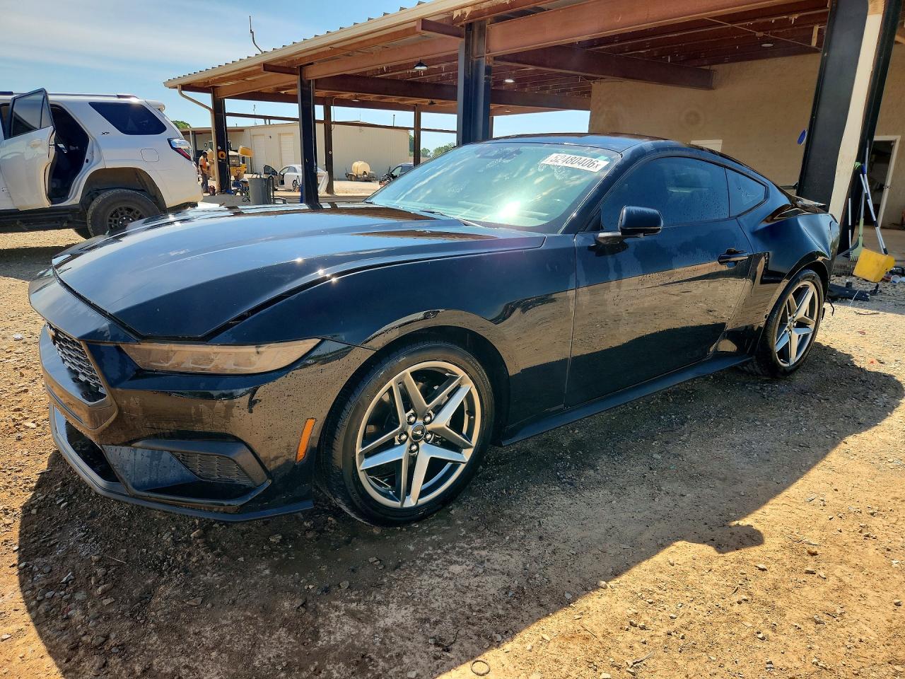 2025 FORD MUSTANG photo 13