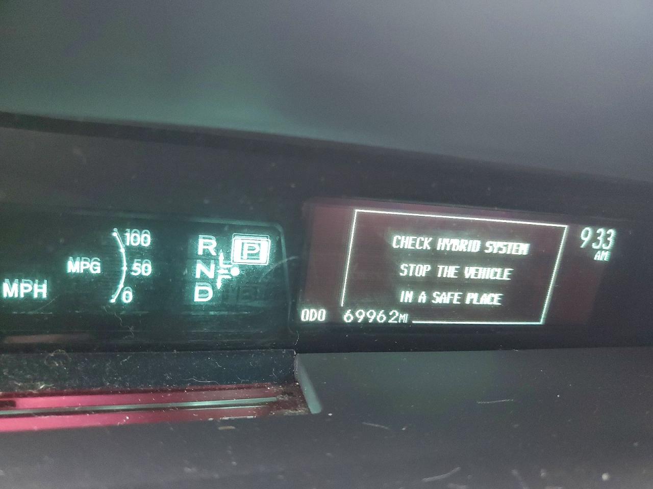 2013 TOYOTA PRIUS THREE photo 17