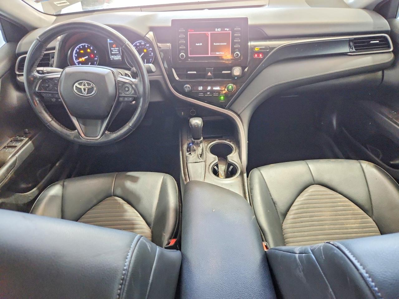 2021 TOYOTA CAMRY SE photo 15