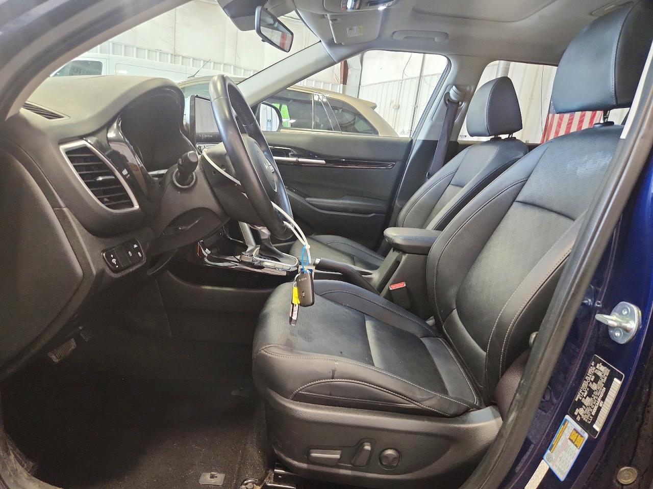 2023 KIA SELTOS EX photo 13