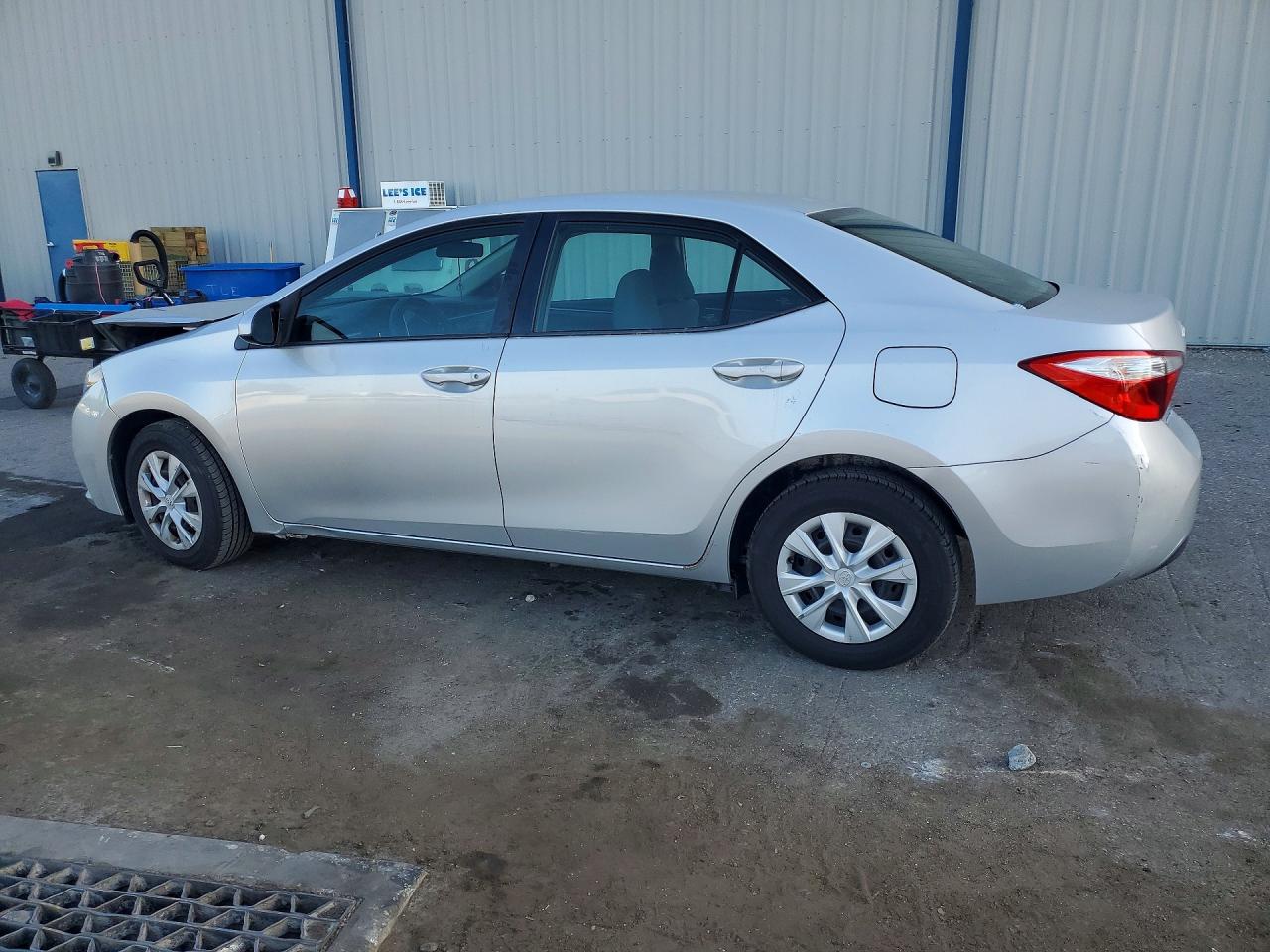 2016 TOYOTA COROLLA L photo 3