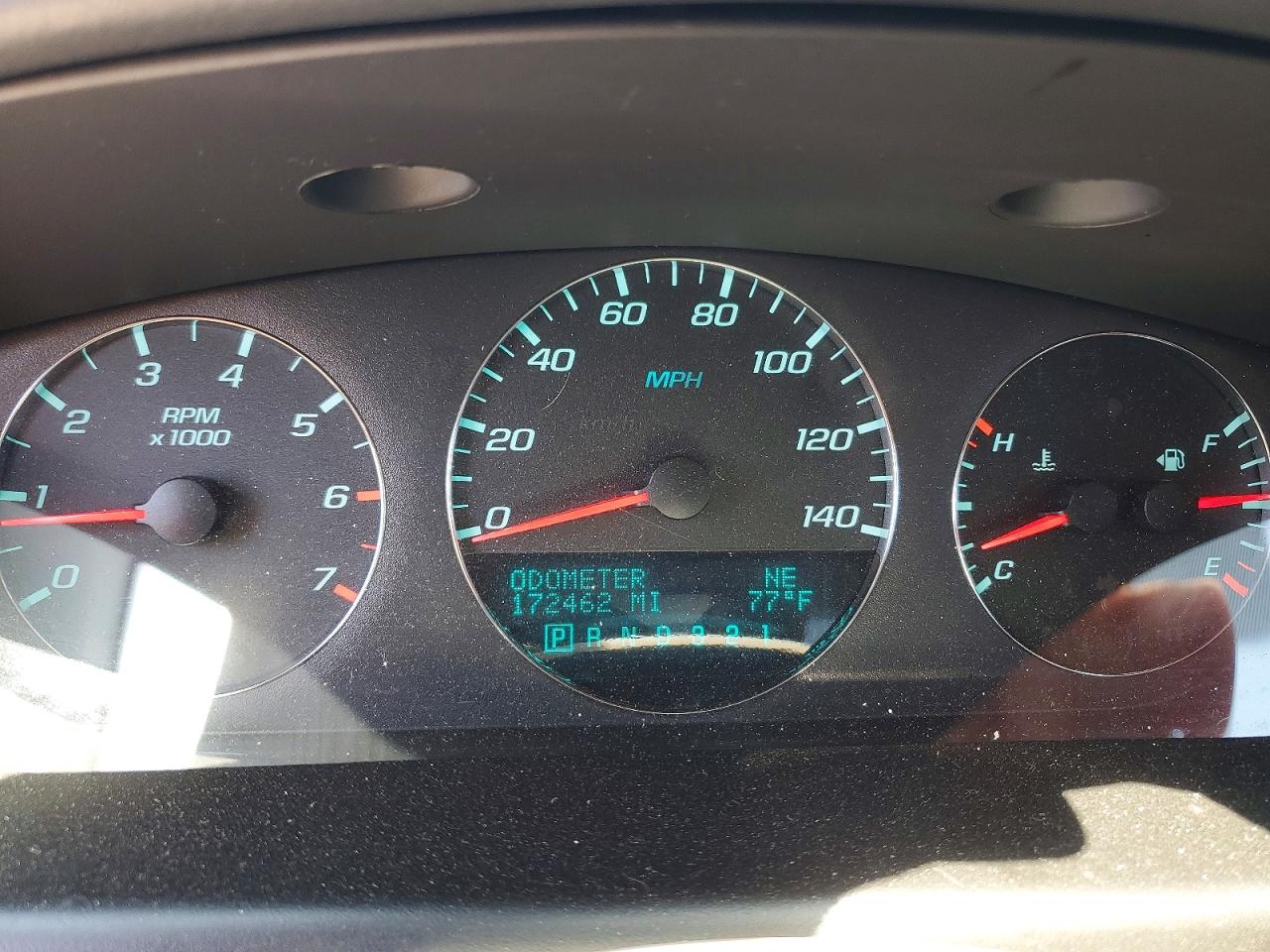2010 CHEVROLET IMPALA LT photo 25