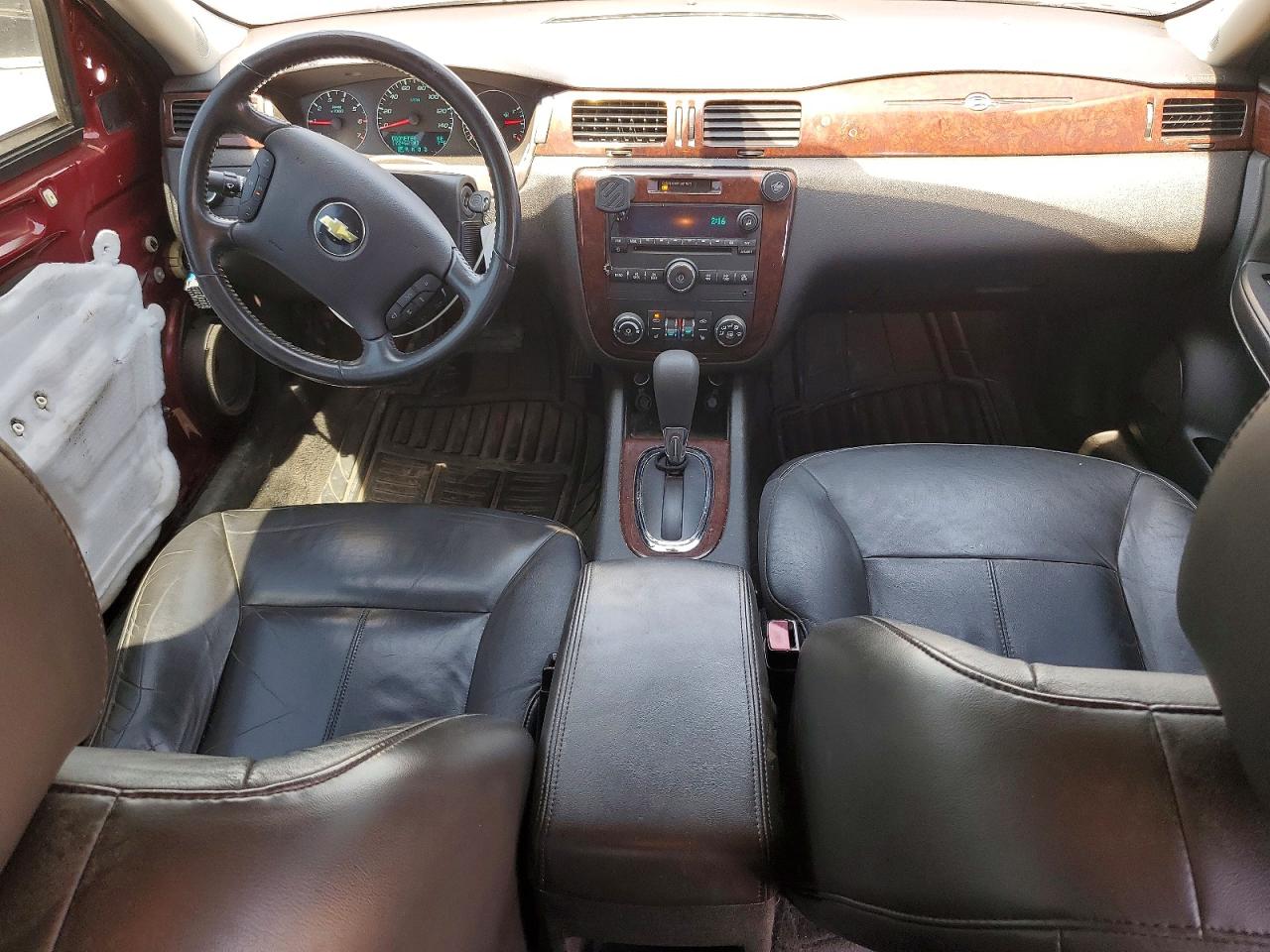 2010 CHEVROLET IMPALA LT photo 22