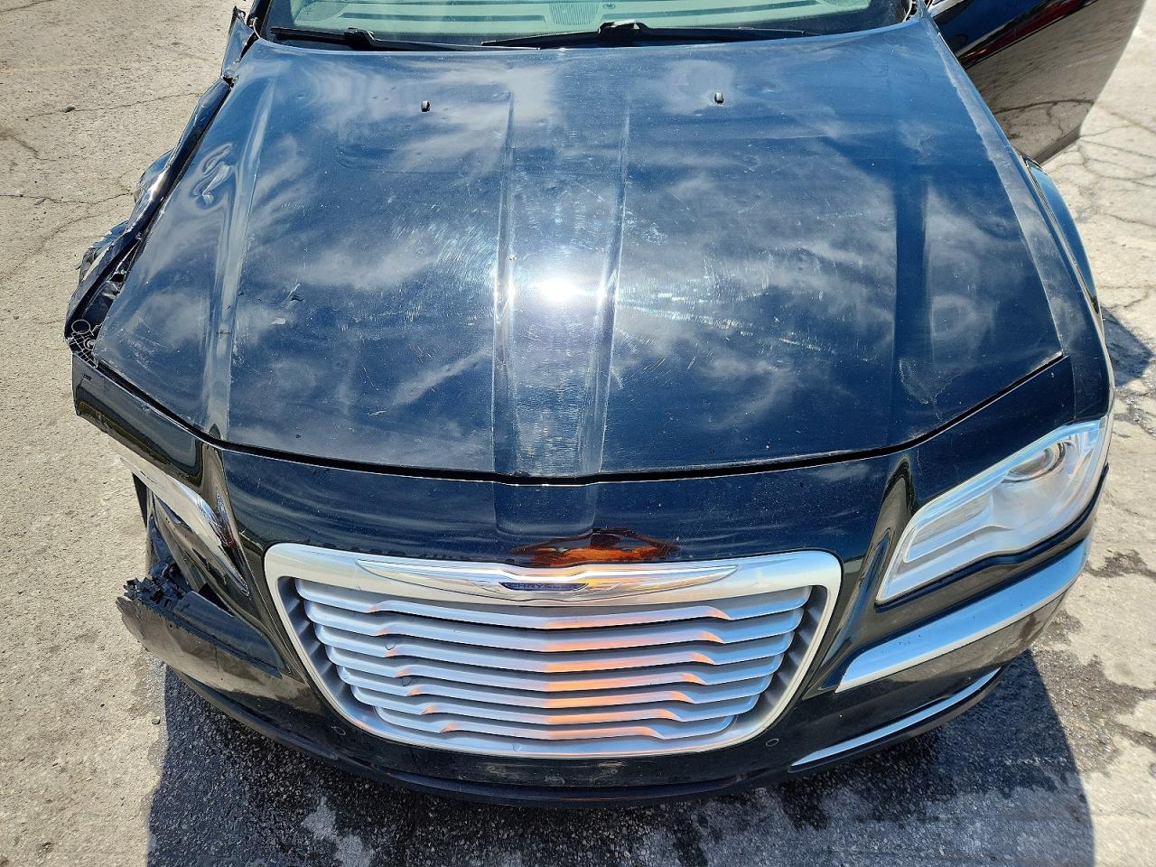 2013 CHRYSLER 300C LUXURY photo 11