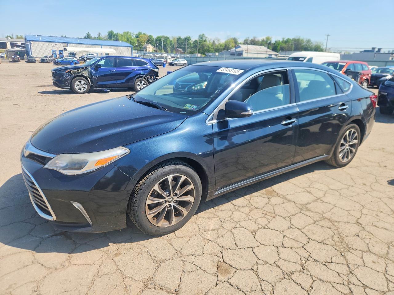2016 TOYOTA AVALON