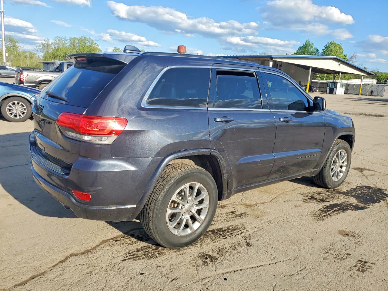 2014 JEEP GRAND CHEROKEE LAREDO photo 5