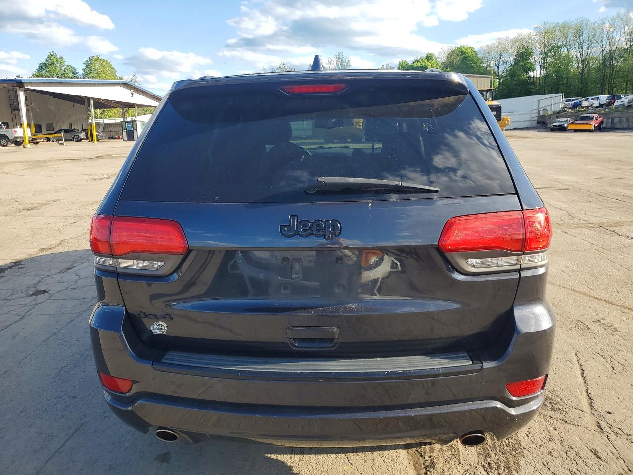 2014 JEEP GRAND CHEROKEE LAREDO photo 11