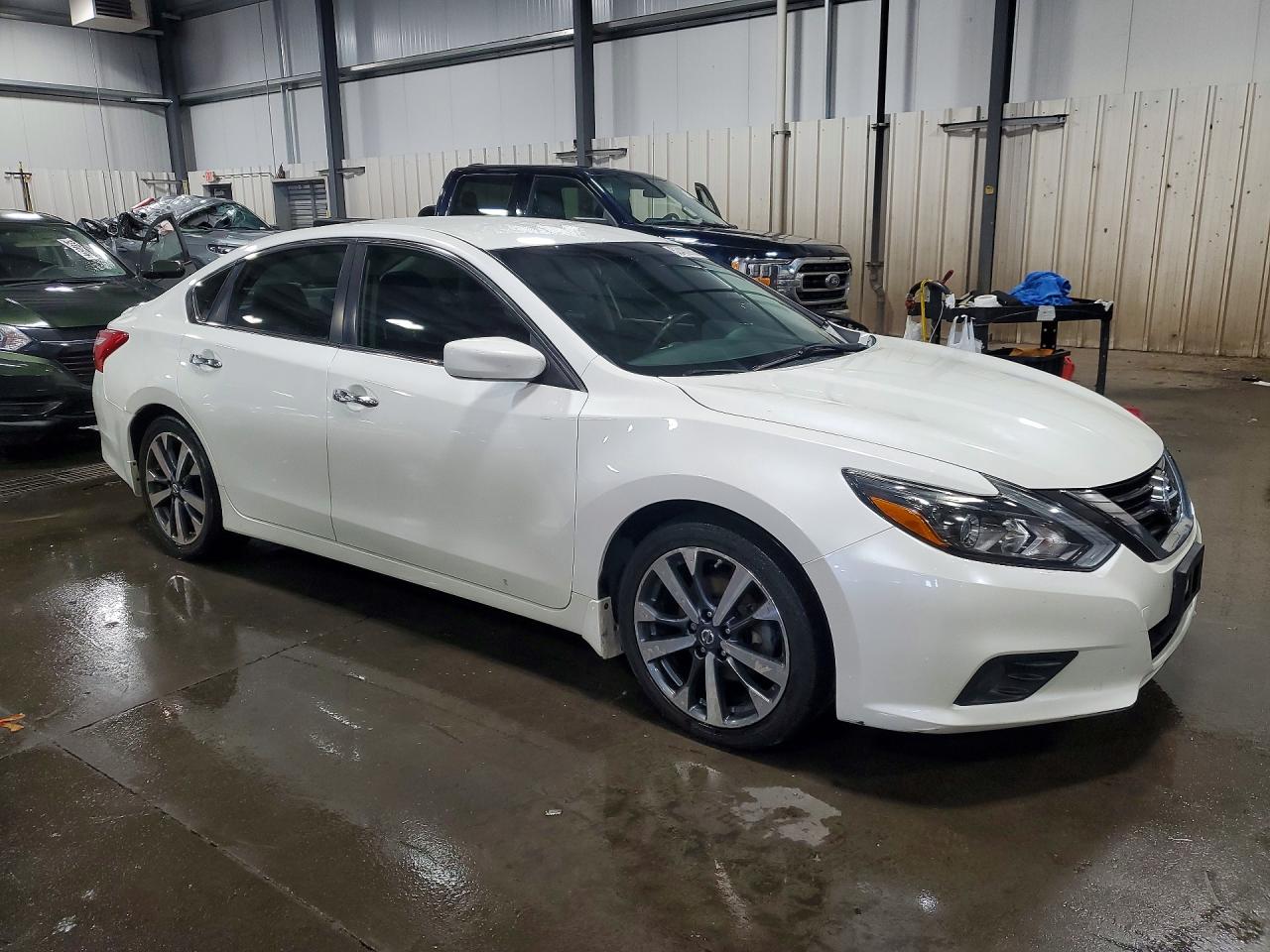 2016 NISSAN ALTIMA 2.5 SR photo 7