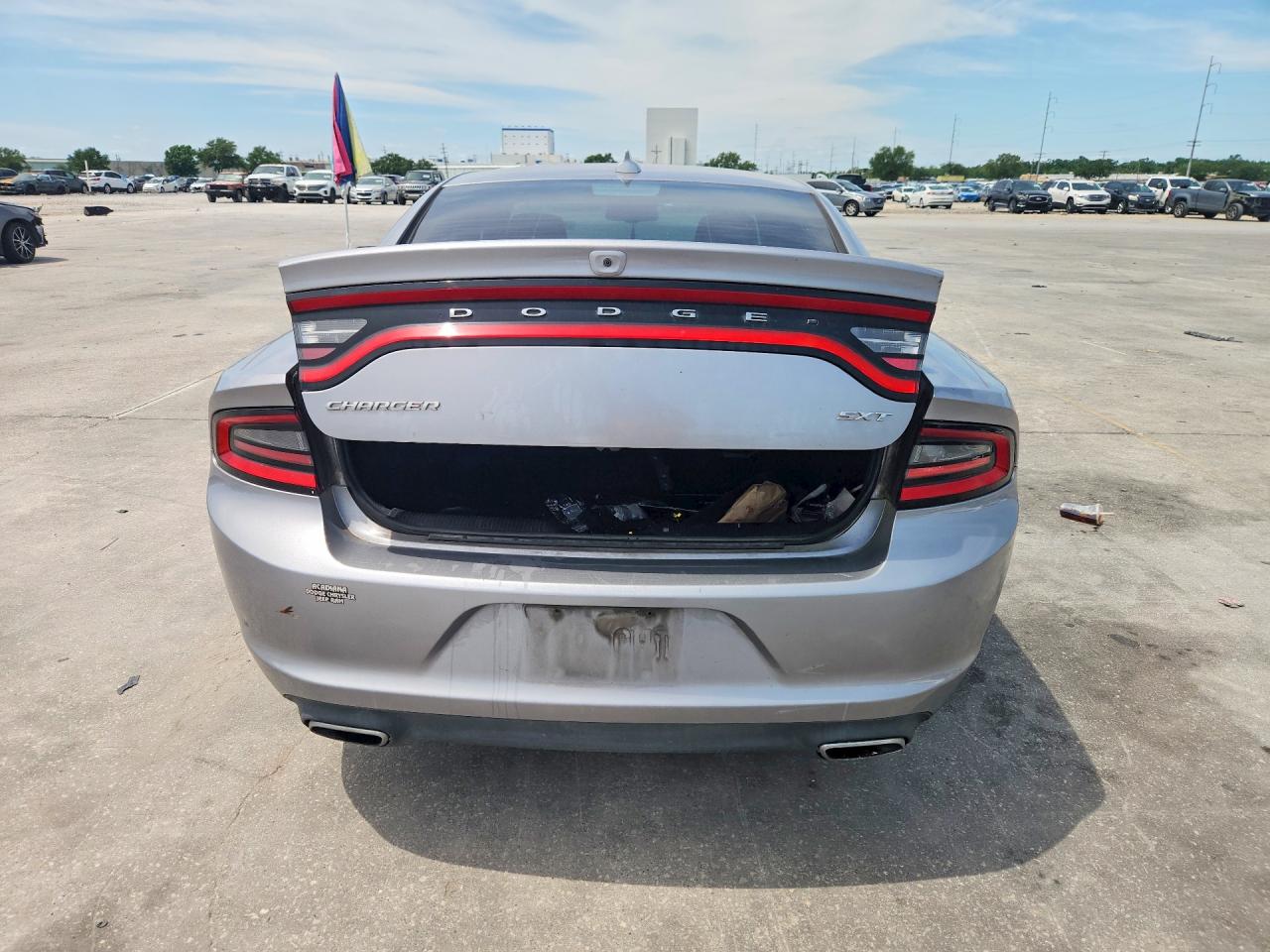 2016 DODGE CHARGER SXT photo 11