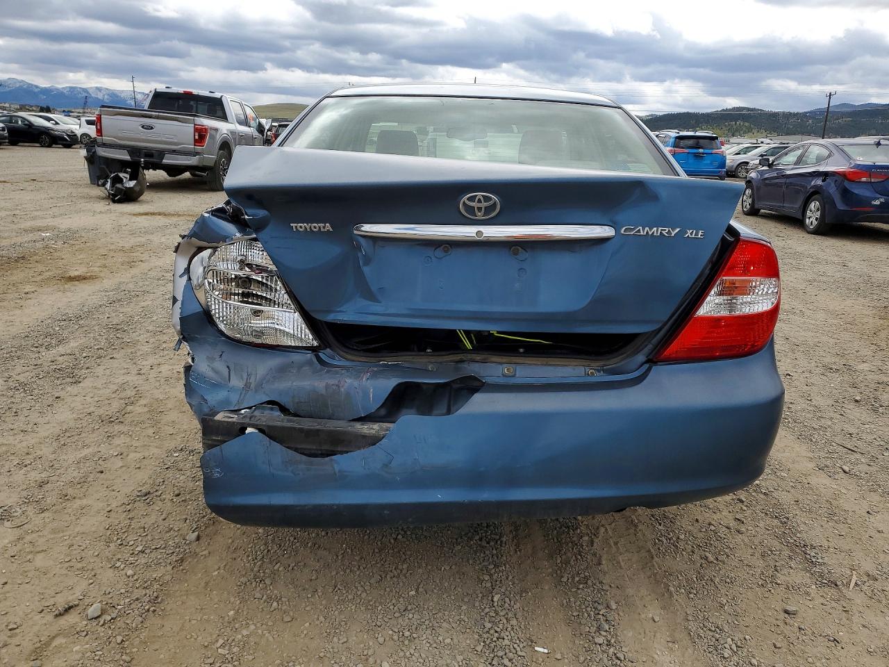 2003 TOYOTA CAMRY XLE photo 16