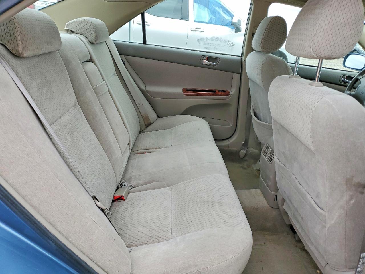 2003 TOYOTA CAMRY XLE photo 28