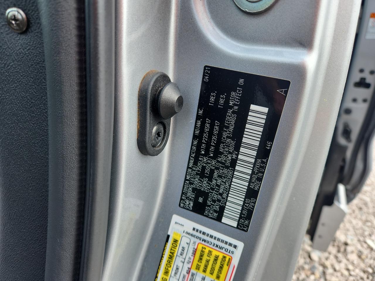 2021 TOYOTA SIENNA XLE photo 27