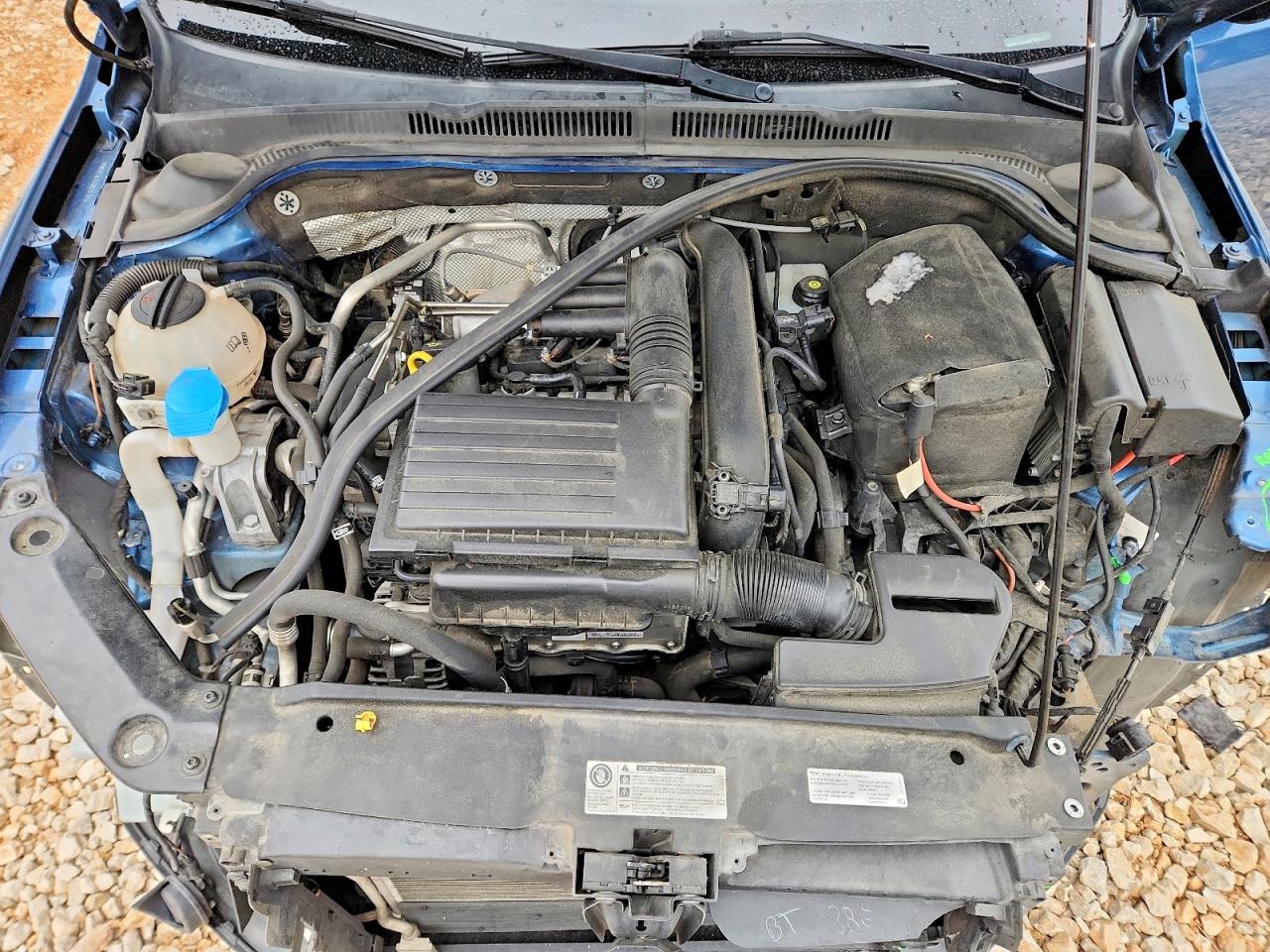 2016 VOLKSWAGEN JETTA SE photo 11