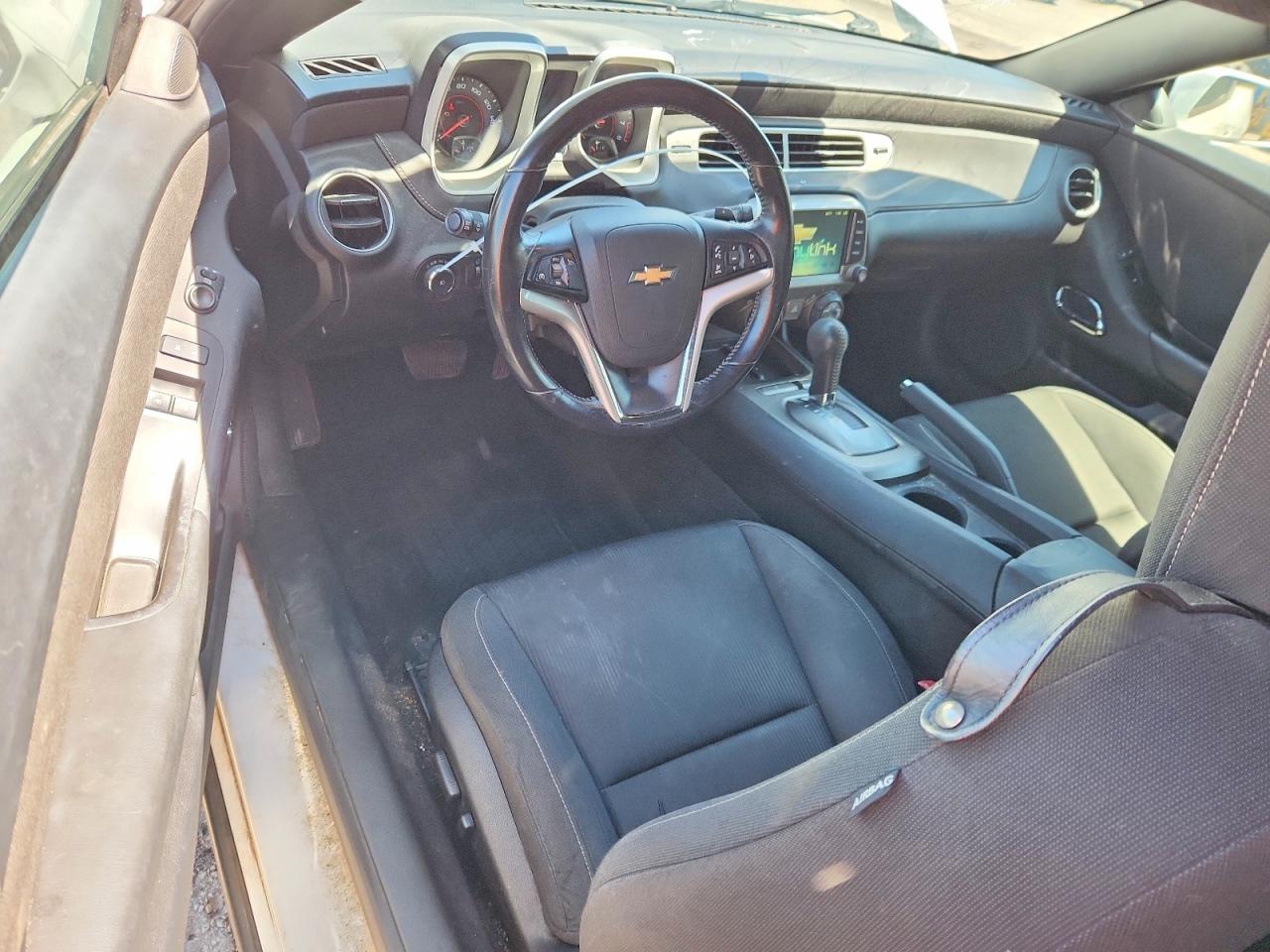 2015 CHEVROLET CAMARO LT photo 8