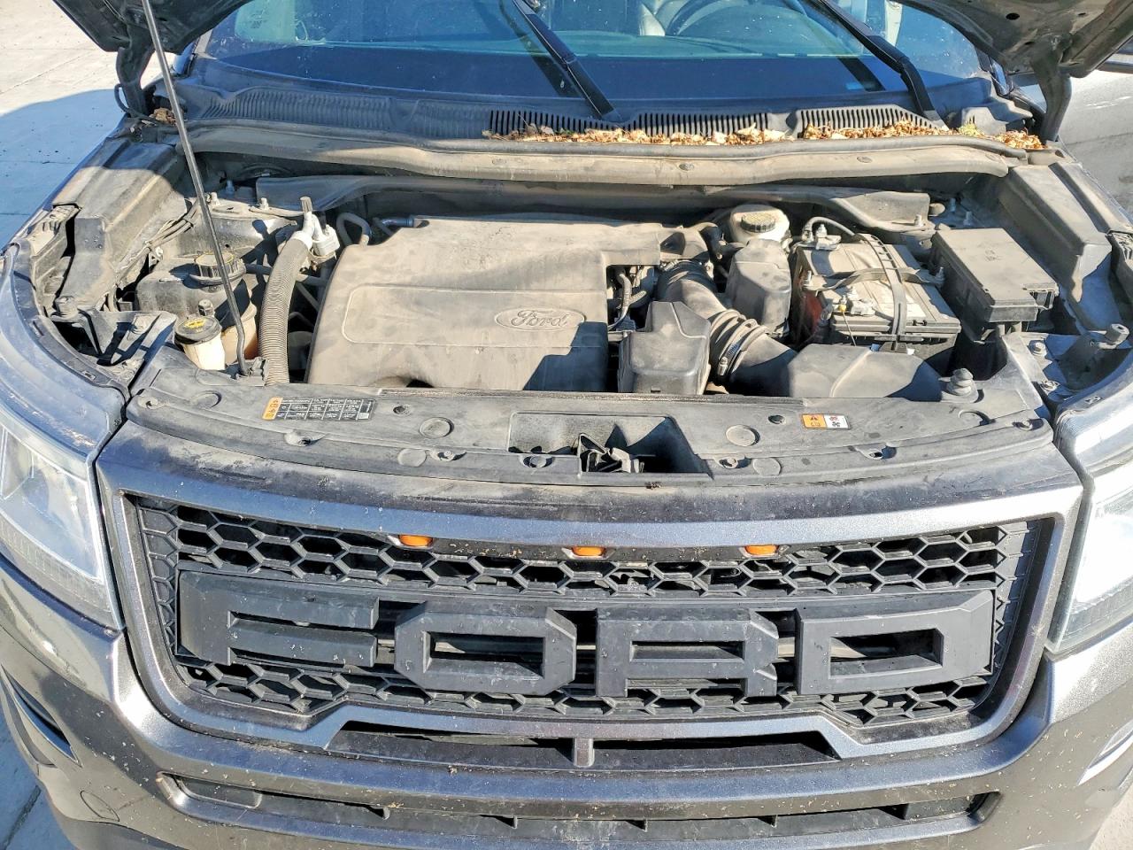 2016 FORD EXPLORER XLT photo 34
