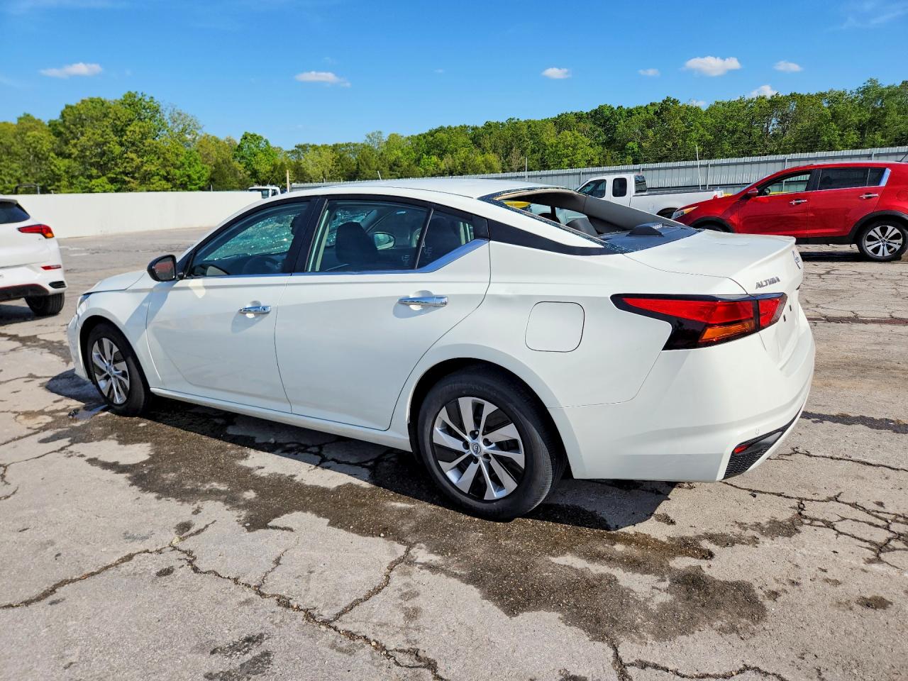 2024 NISSAN ALTIMA S photo 2