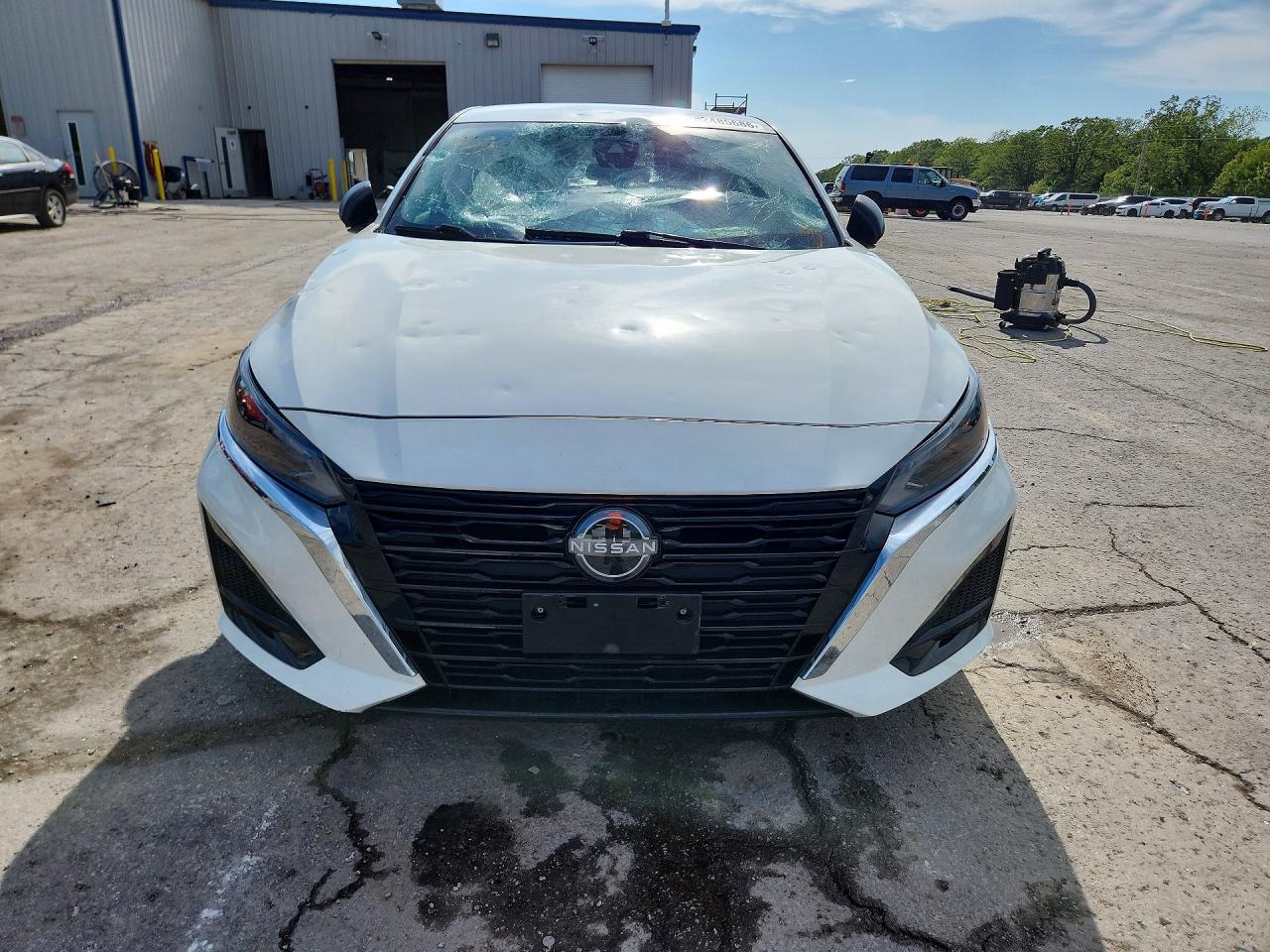 2024 NISSAN ALTIMA S photo 5