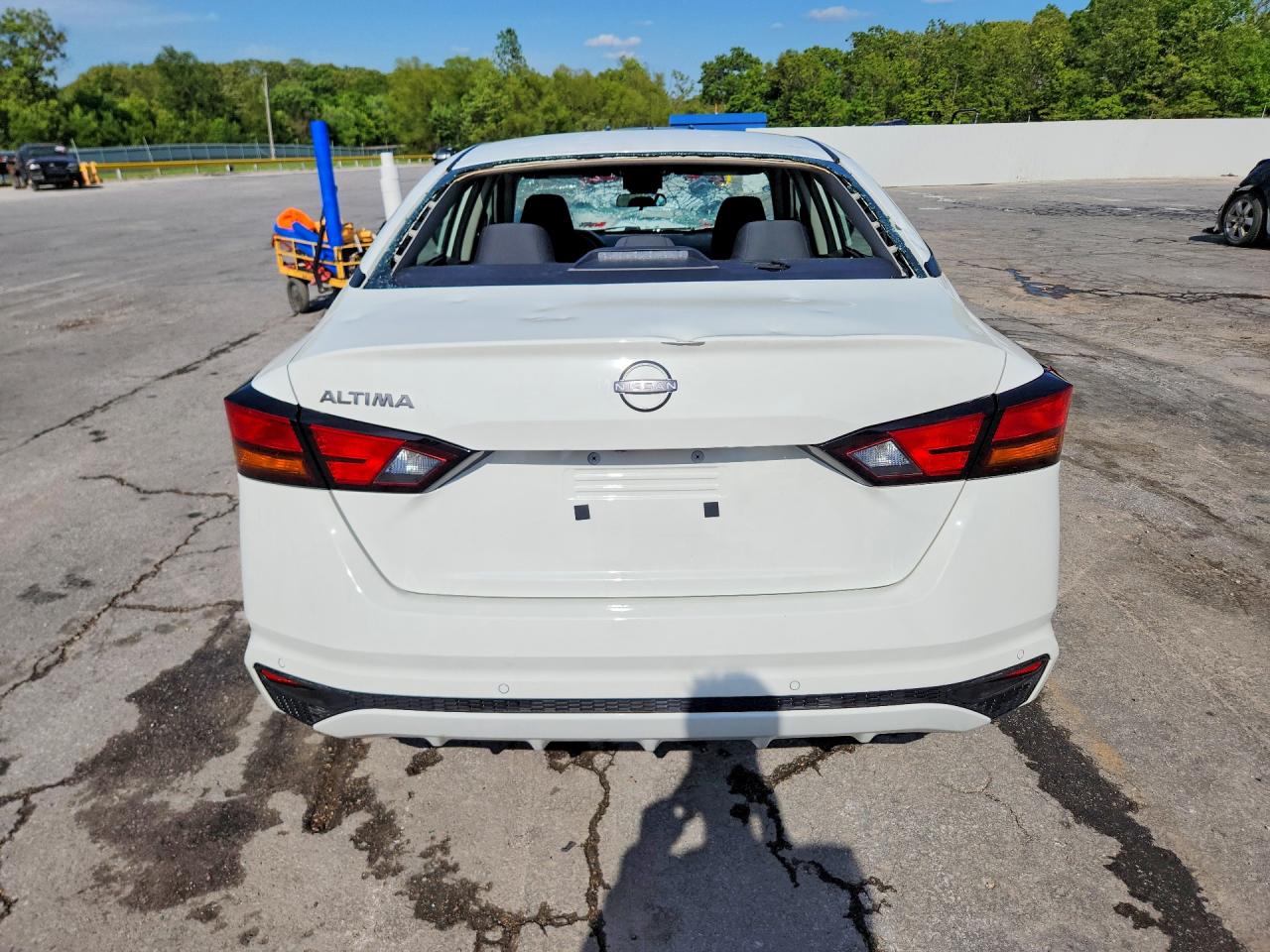 2024 NISSAN ALTIMA S photo 6