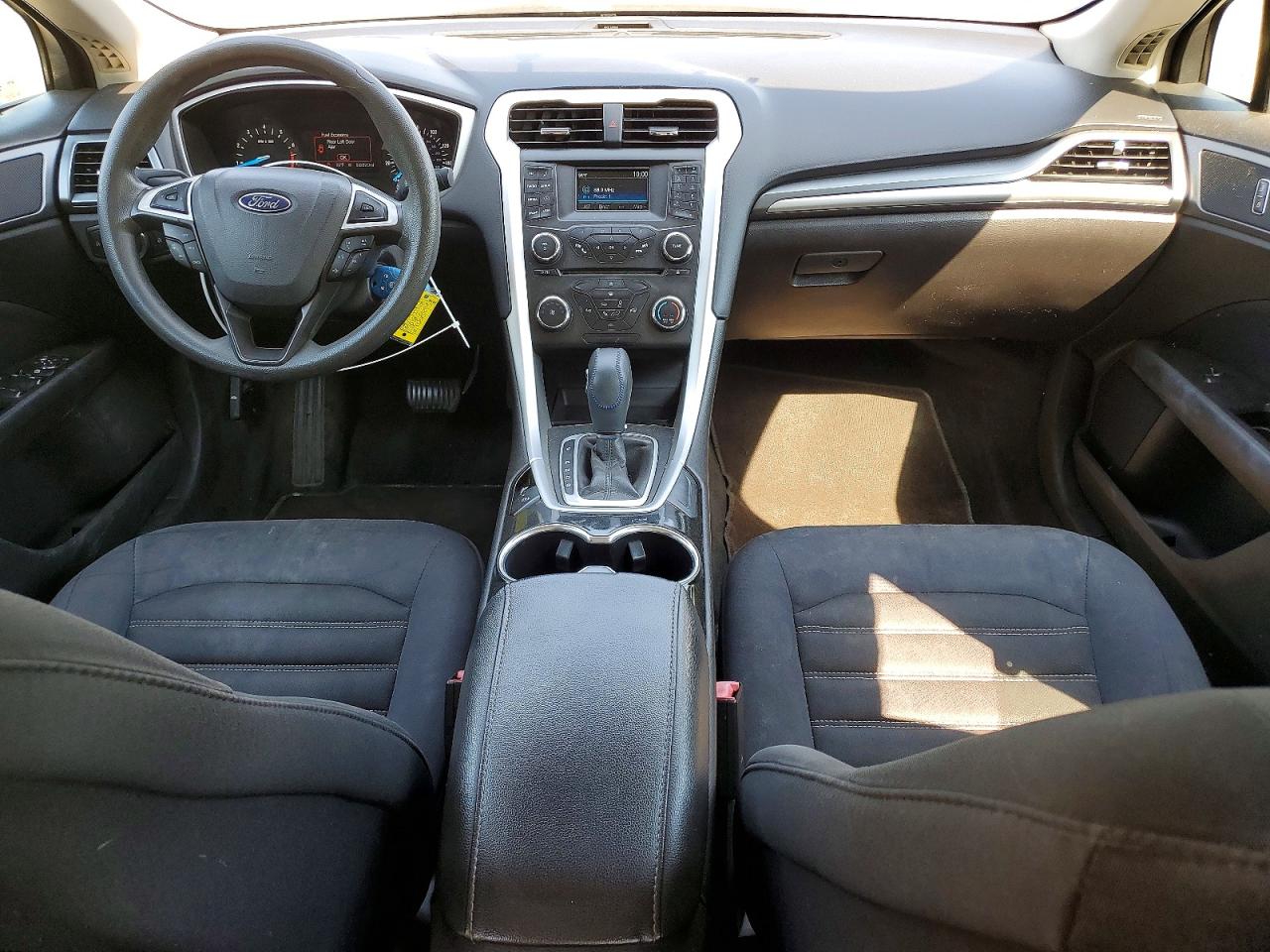 2015 FORD FUSION SE photo 15