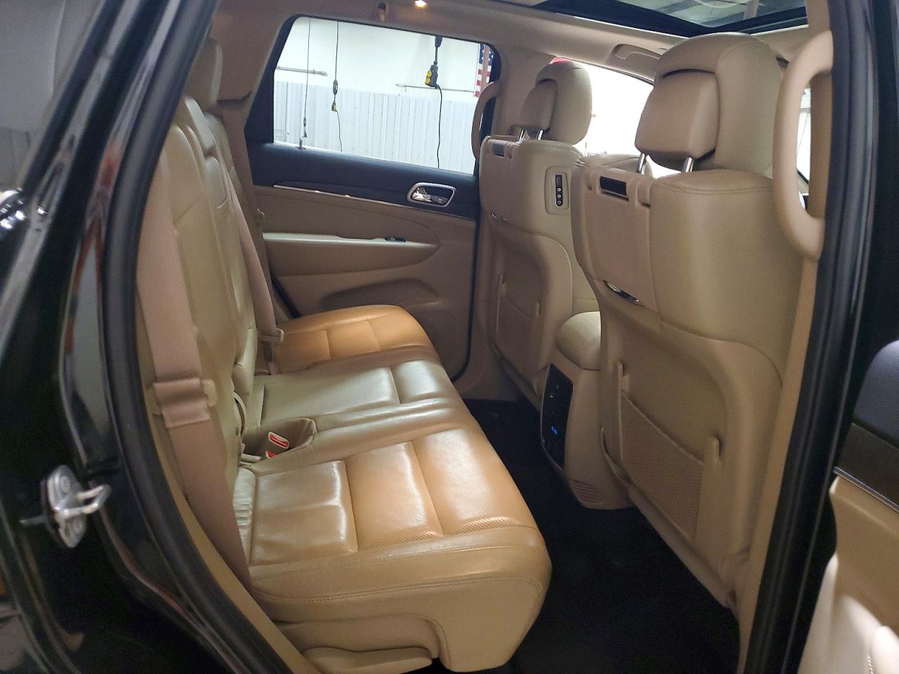 2018 JEEP GRAND CHEROKEE LIMITED photo 31