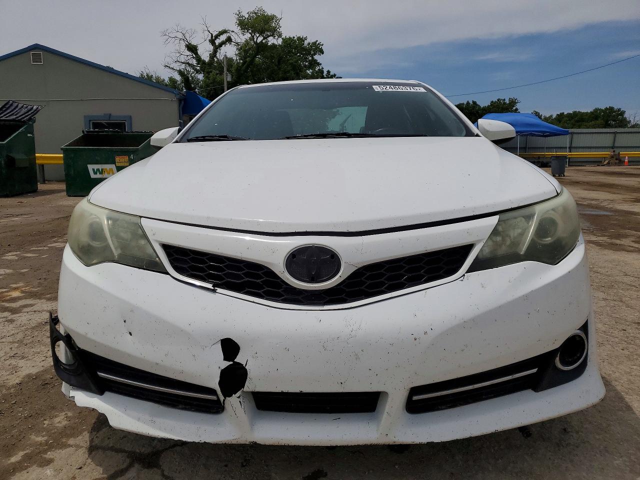 2013 TOYOTA CAMRY SE photo 9
