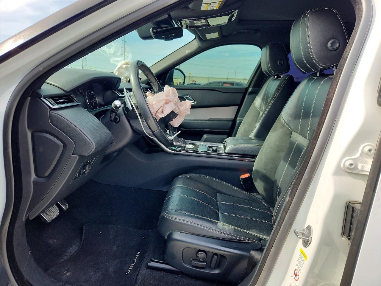 2020 LAND ROVER RANGE ROVER VELAR R-DYNAMIC S photo 13