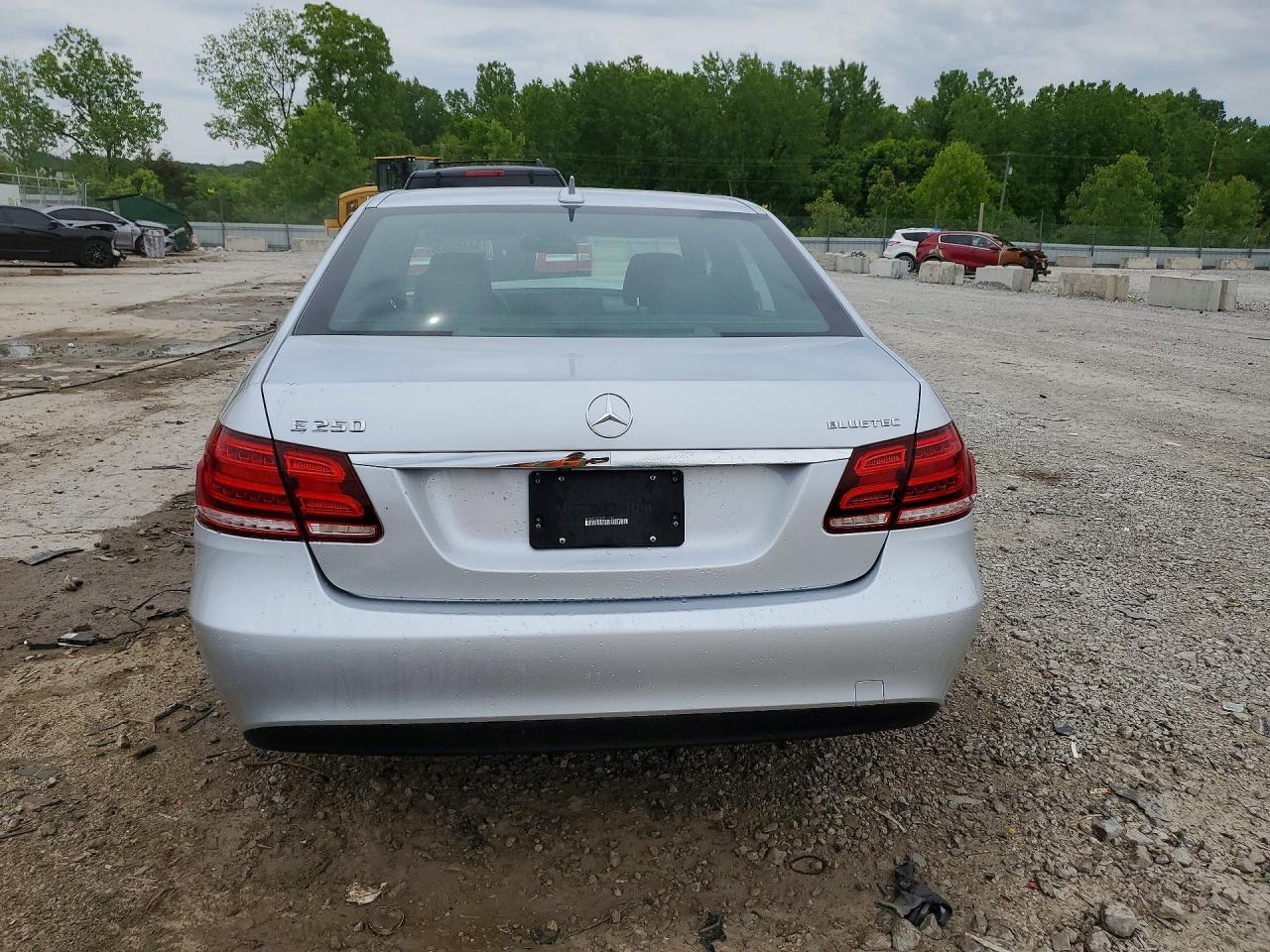 2016 MERCEDES-BENZ E 250 BLUETEC photo 11