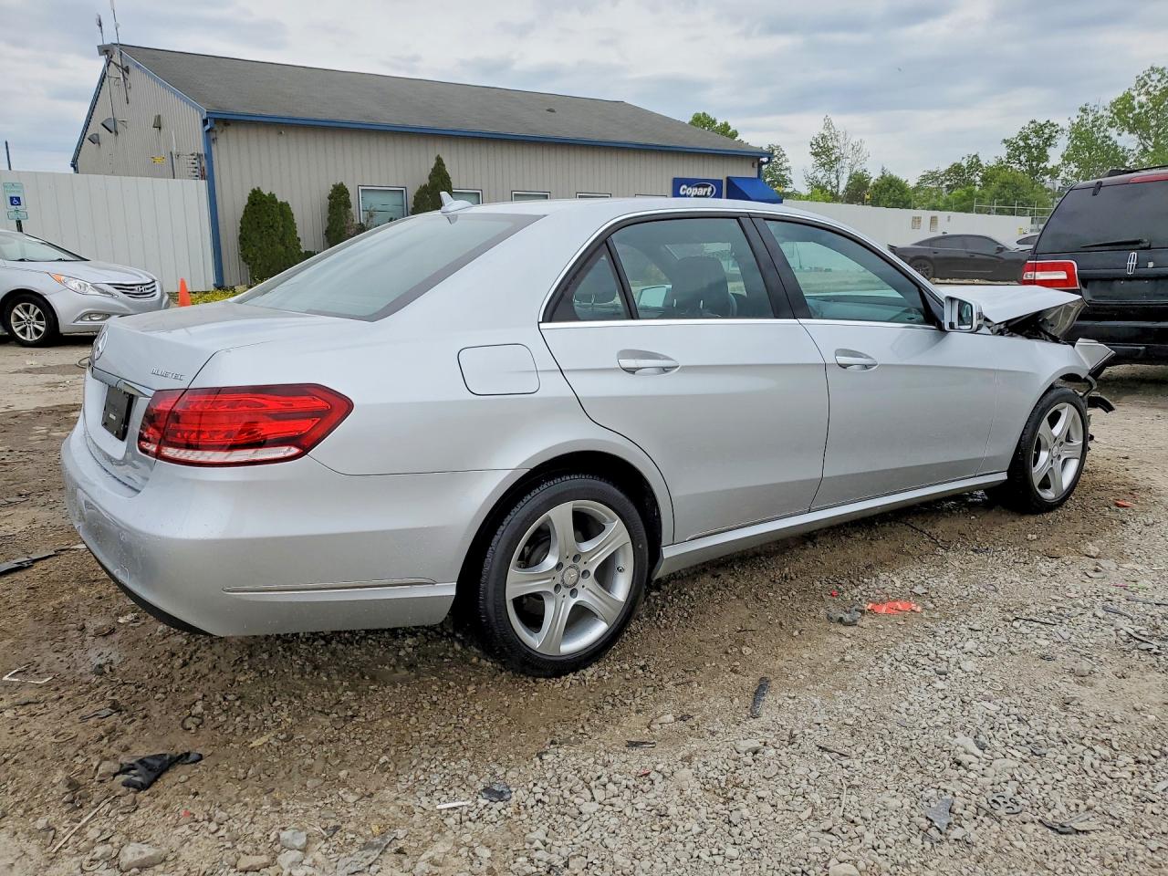 2016 MERCEDES-BENZ E 250 BLUETEC photo 5