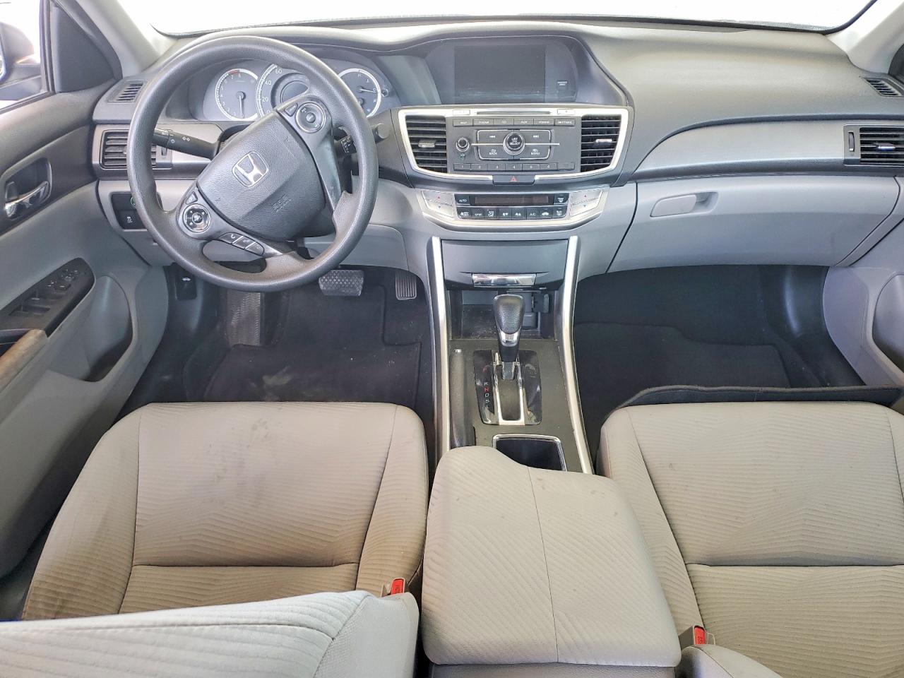 2015 HONDA ACCORD LX photo 8