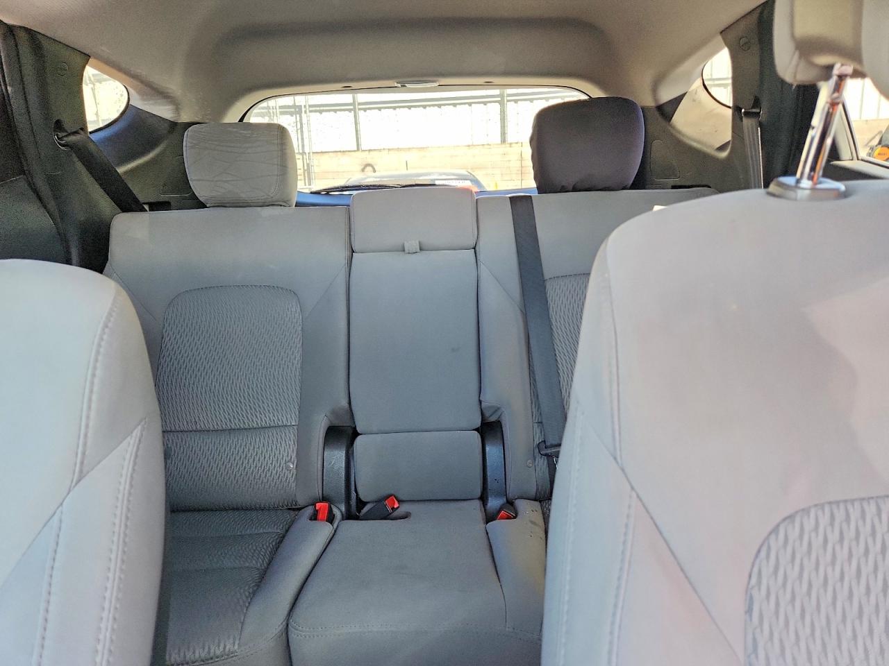 2016 HYUNDAI SANTA FE SPORT 2.4L photo 19