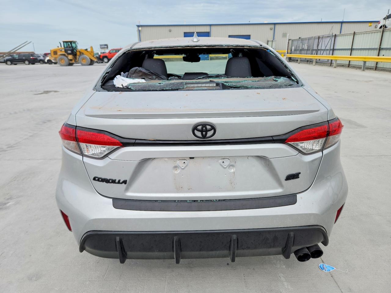 2024 TOYOTA COROLLA SE photo 6