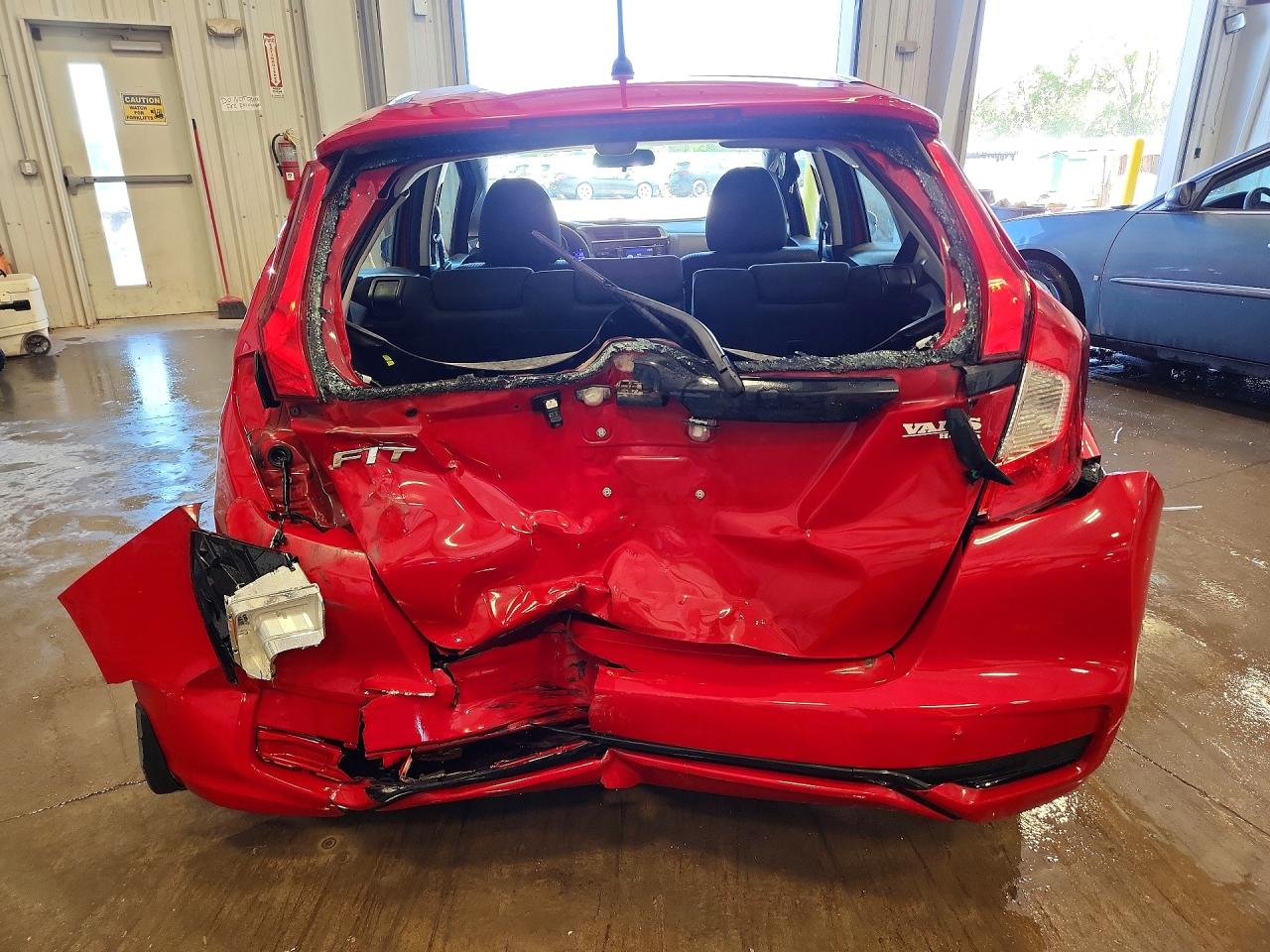 2019 HONDA FIT LX photo 16