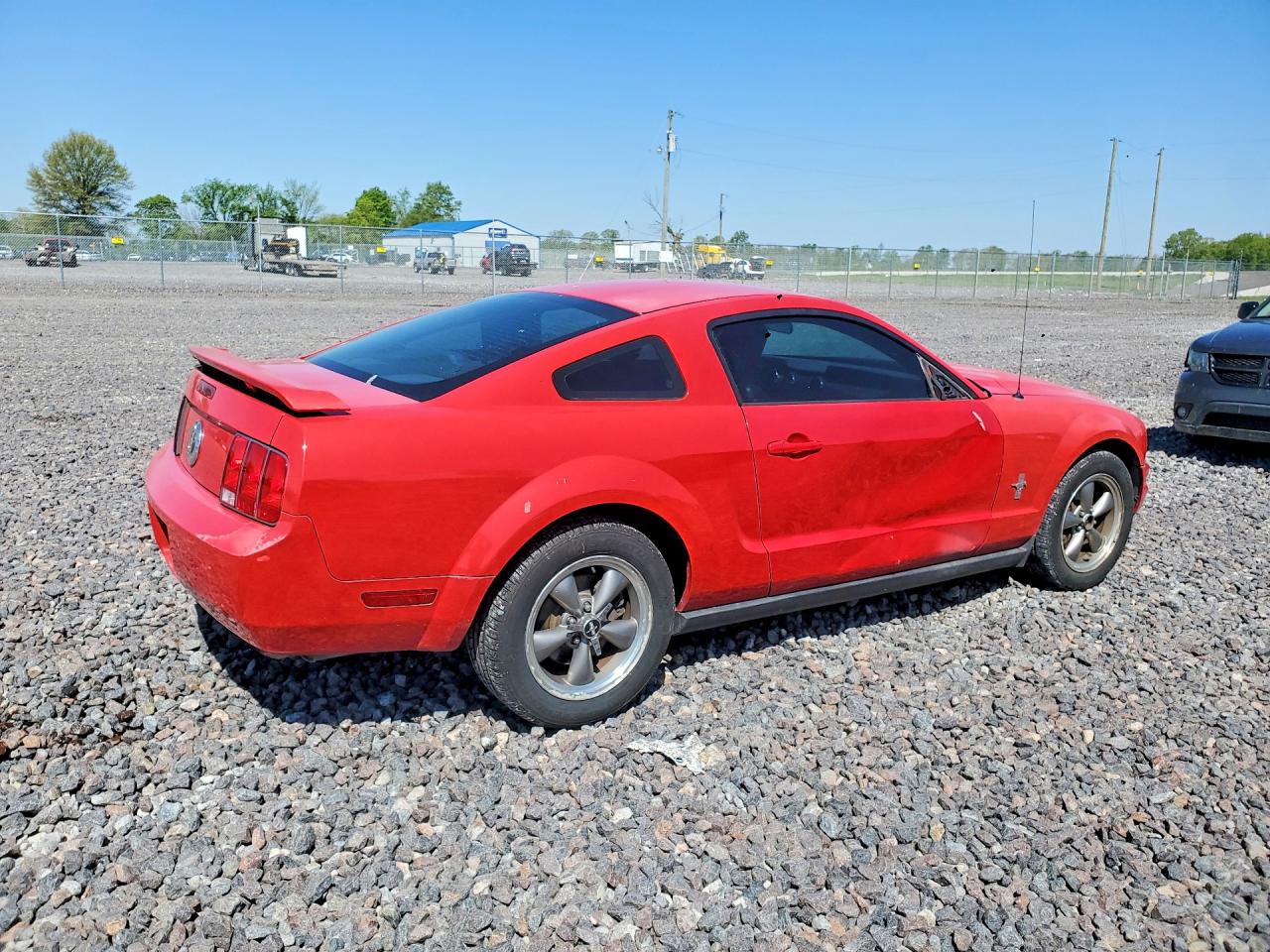 2005 FORD MUSTANG photo 7