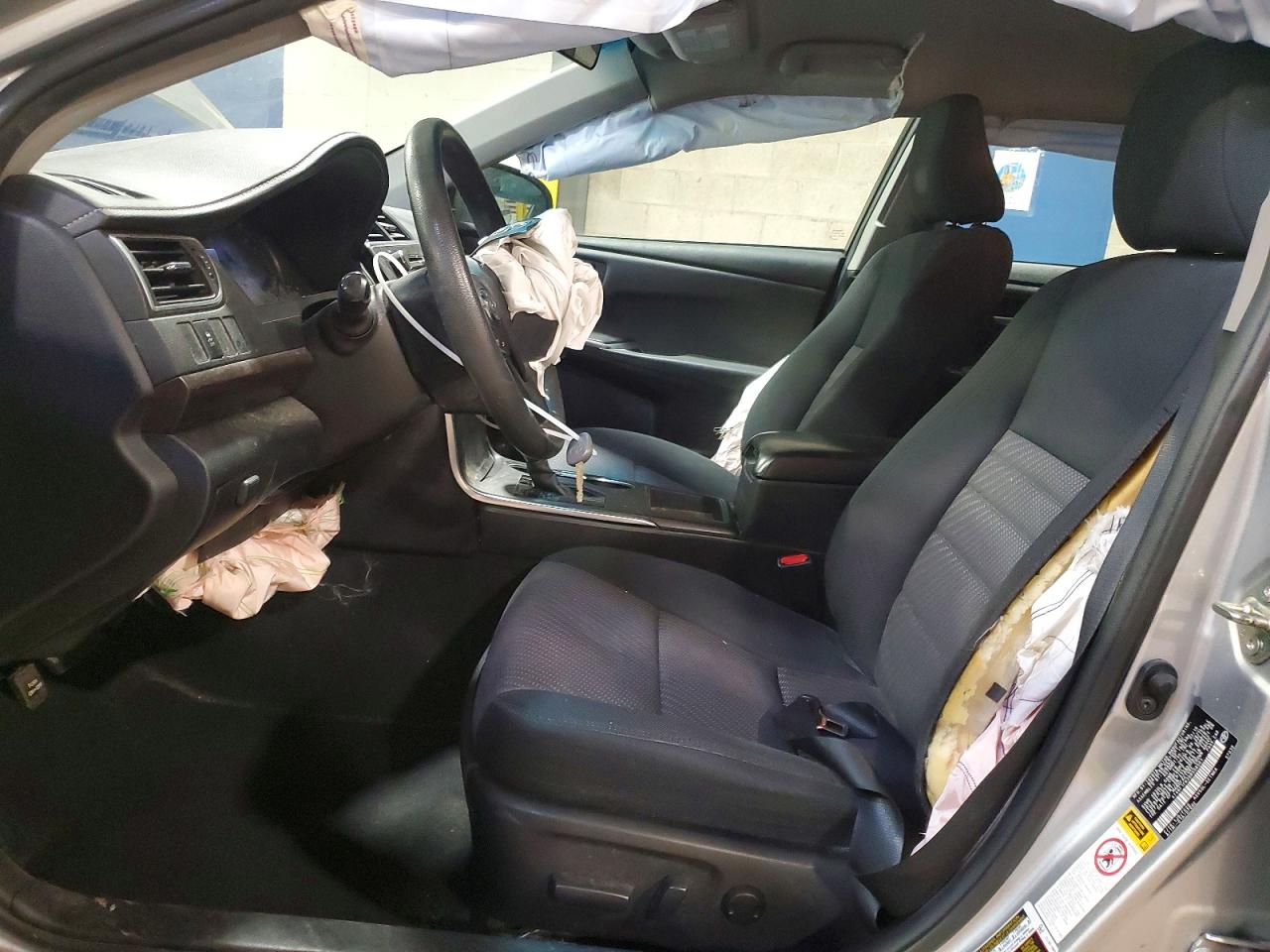 2016 TOYOTA CAMRY LE photo 7