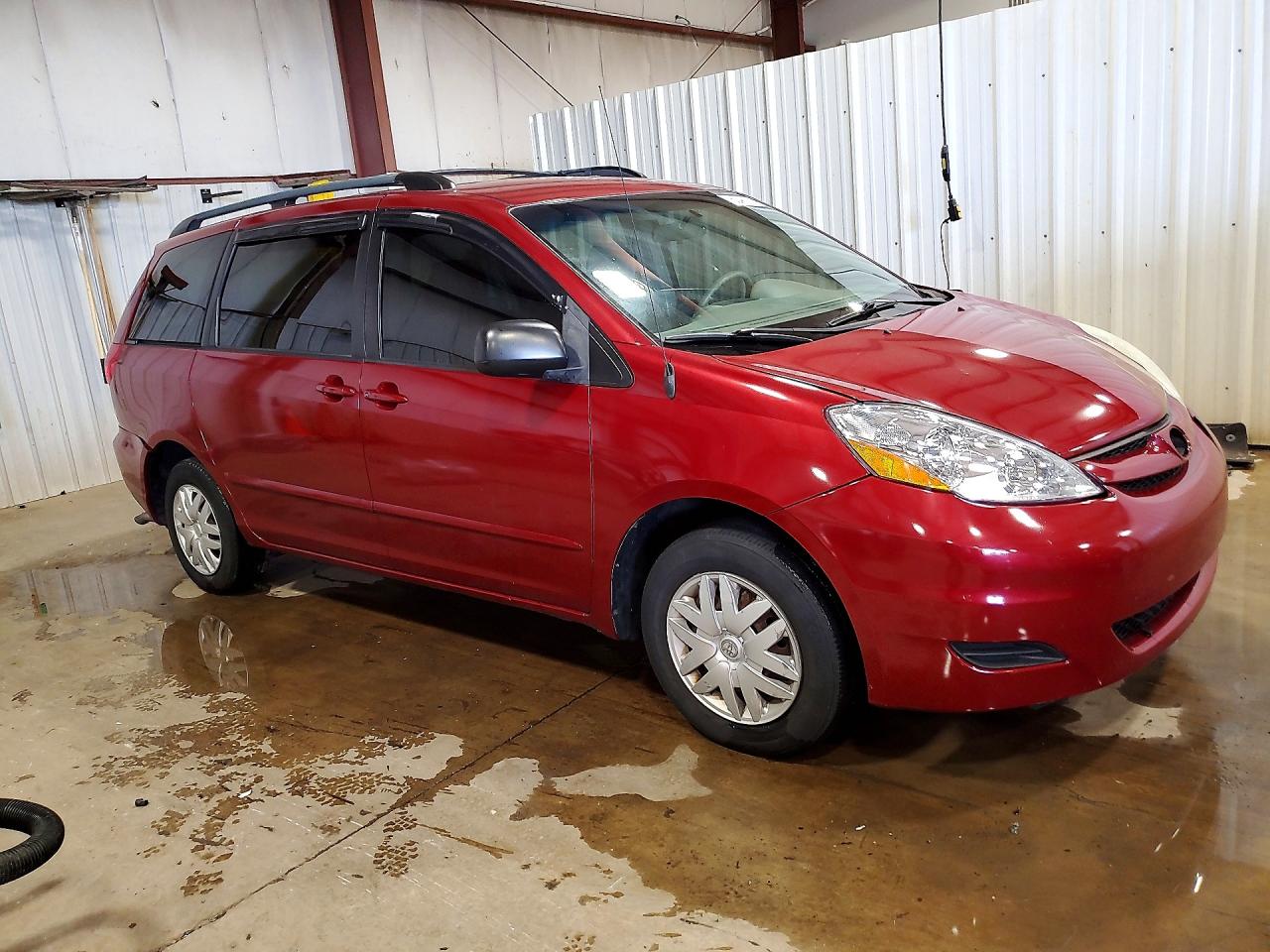 2006 TOYOTA SIENNA LE 8 PASSENGER photo 10