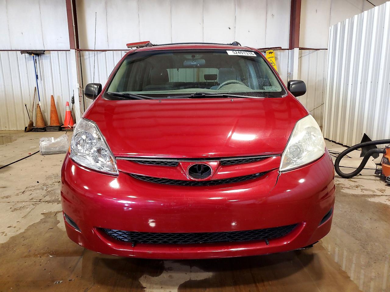 2006 TOYOTA SIENNA LE 8 PASSENGER photo 13
