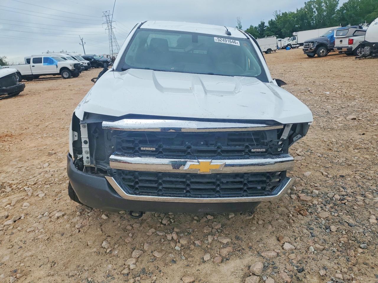 2018 CHEVROLET SILVERADO K1500 photo 13