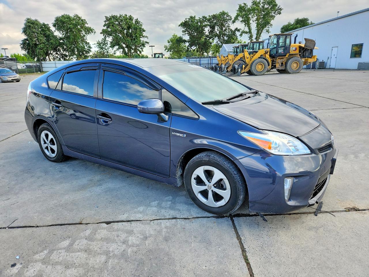 2015 TOYOTA PRIUS TWO photo 4