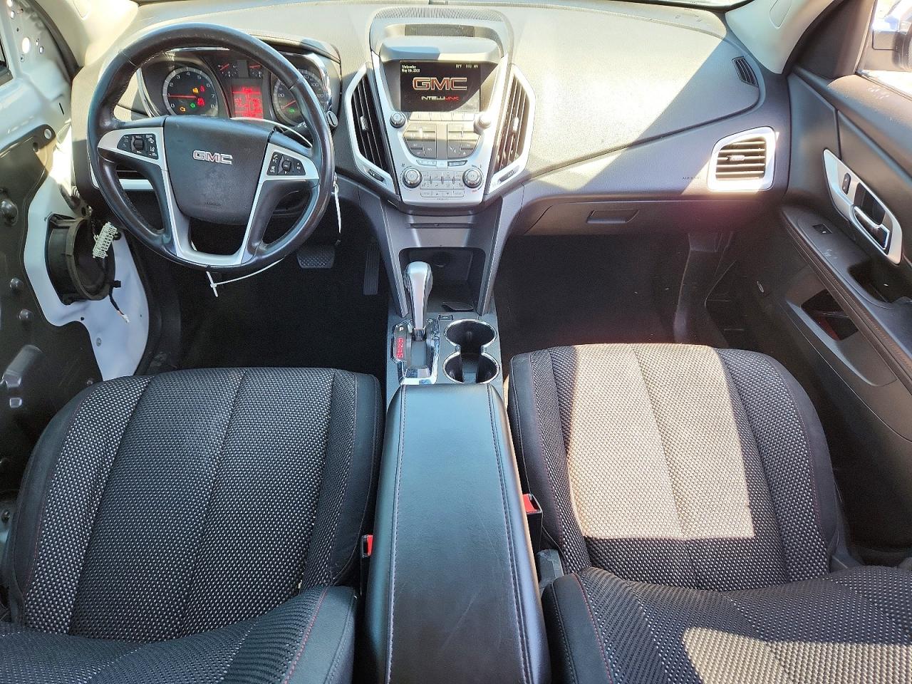 2015 GMC TERRAIN SLE photo 15