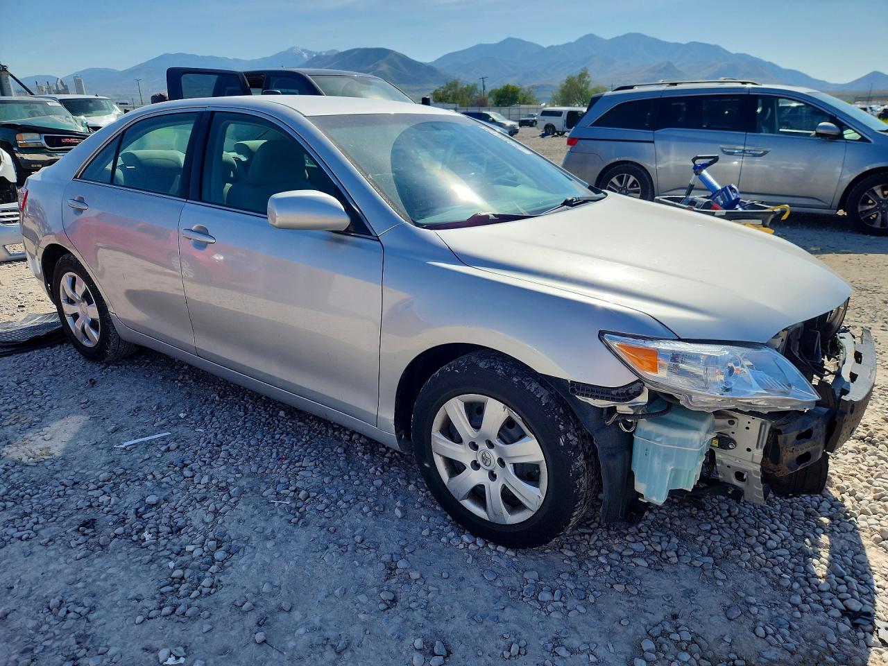2010 TOYOTA CAMRY LE photo 7