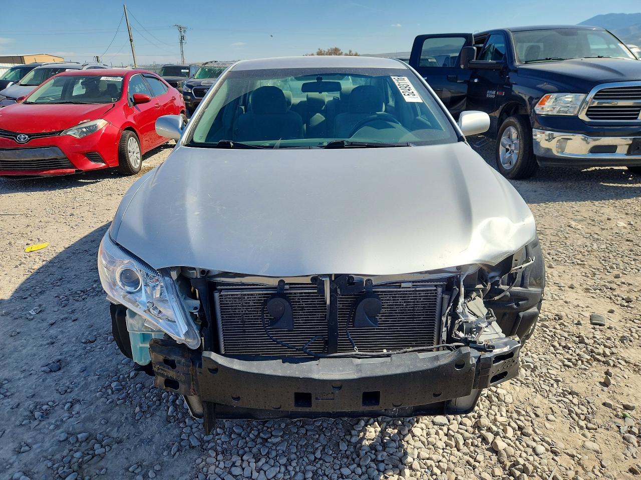 2010 TOYOTA CAMRY LE photo 9