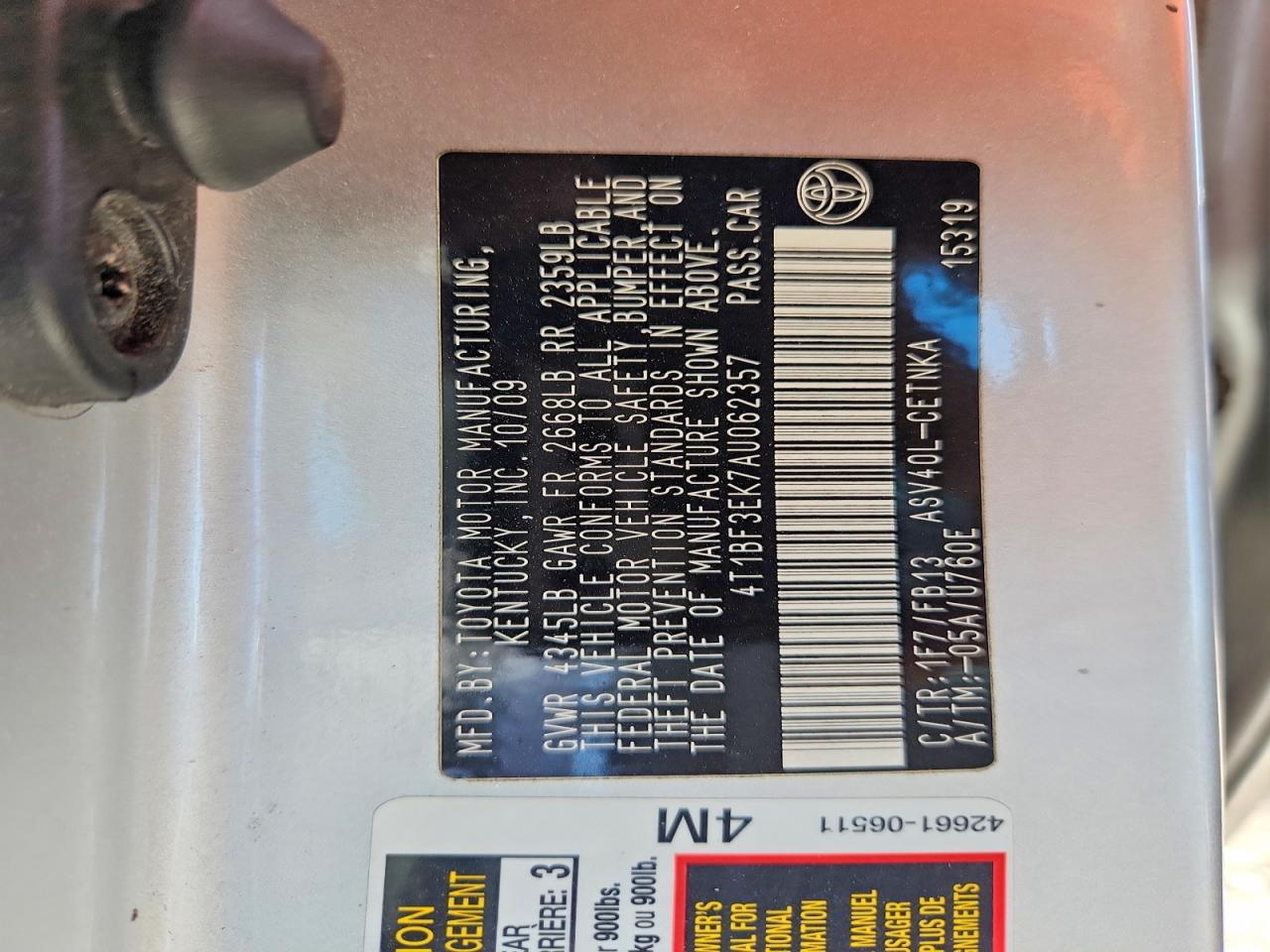 2010 TOYOTA CAMRY LE photo 25